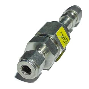 SS-4-DE-6,Stainless Steel Swagelok Tube Fitting, Dielectric Union, 1/4 in. Tube OD x 3/8 in Dielectric