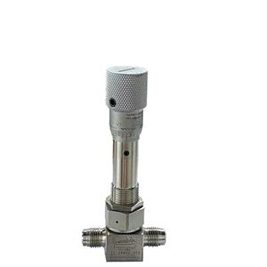 SS-4BMRG-VCR，BM Series Bellows-Sealed Metering Valves -1/4" Integral  male VCR  fitting