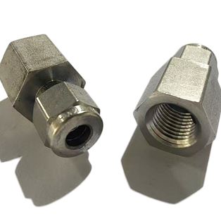 SS-400-7-4,Swagelok Stainless Steel Straight Fitting 1/4" Tube OD x 1/4" Female NPT